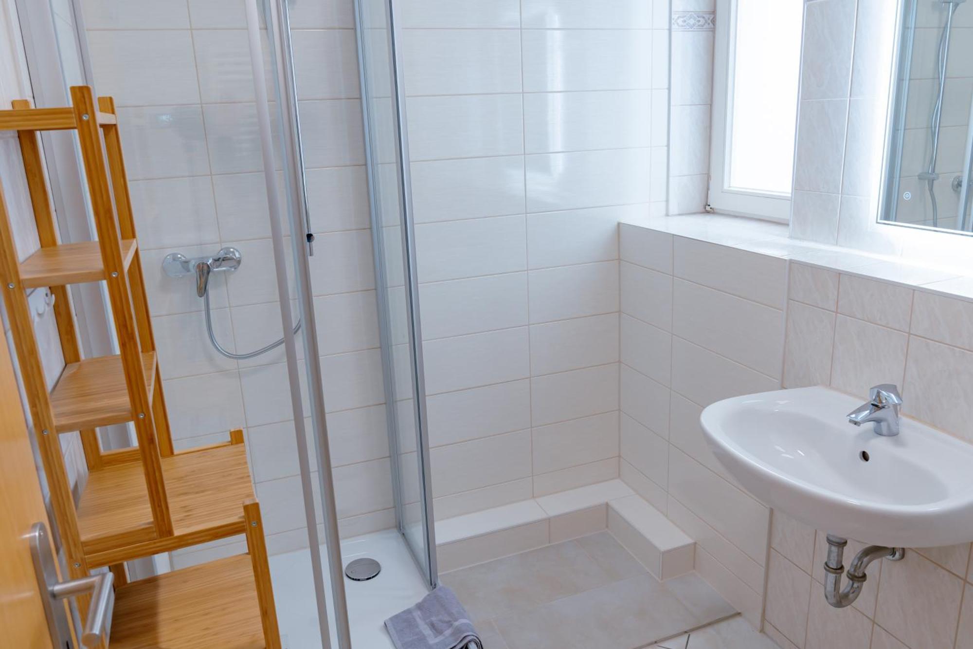 Apartmenthaus Chrischanshof روستوك المظهر الخارجي الصورة